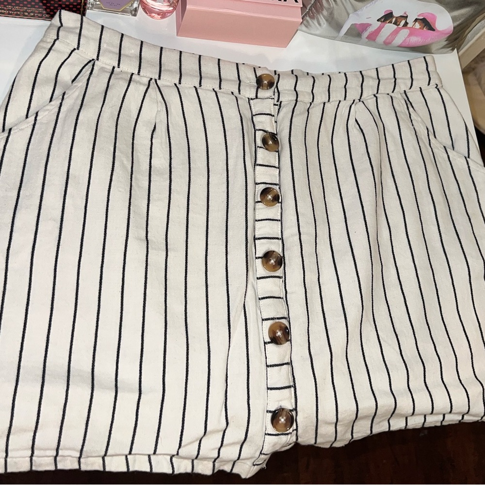 Charlotte Russe Striped Button-Front Skirt